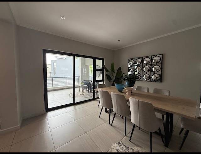 4 BEDROOM APARTMENT FOR SALE IN MORNINGSIDE